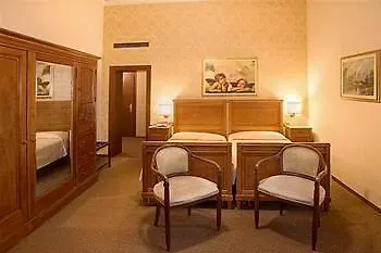 Grand Hotel Plaza & Locanda Maggiore Montecatini Terme 4*,