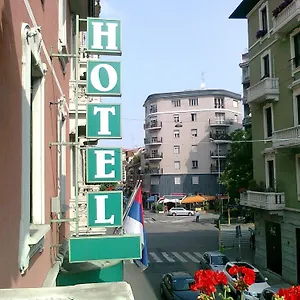 *** Hotel Losanna Italië